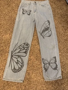 Jeans donna vita alta dritto lavaggio leggero farfalle 30x28 - Foto 1 di 5