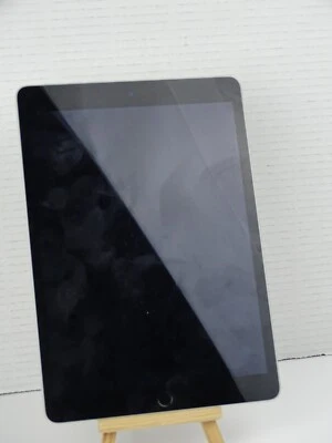 Apple iPad 10.2 (9ª generación) A2602 Gris espacial Como está Sin pantalla Leer Foto 1 de 4
