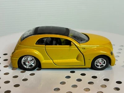 NEW-RAY Daimler Chrysler Pronto Cruizer DieCast Metal Toy Car Doors Open 1:32 - Image 1 of 4