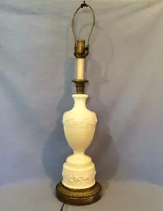 Wedgwood Embossed Queensware cream on cream 23 1/2" working lamp - Picture 1 of 8