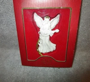 Lenox Ángel Celestial Adorno 24 Kat Borde Porcelana Mandolina Navidad NUEVO - Imagen 1 de 8