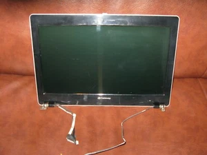 Gateway MD7309u AJ2 LCD Screen Display Assembly - Picture 1 of 2