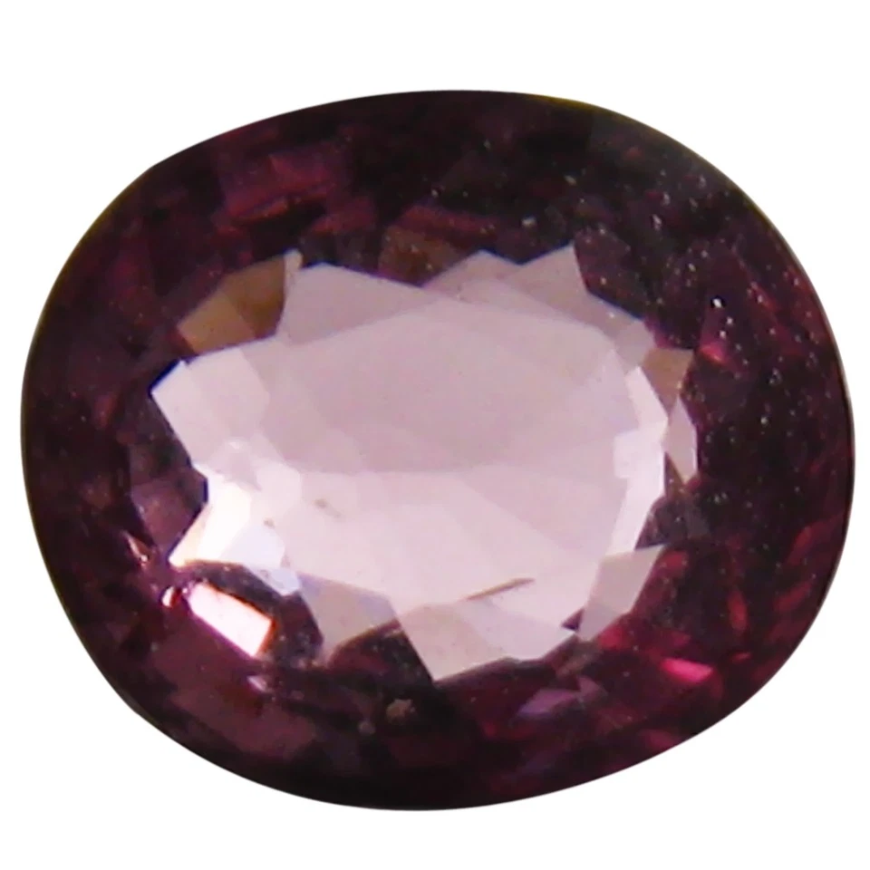 0.76 ct AAA+ Eye-catching Oval Shape (6 x 5 mm) Pinkish Orange Malaya Garnet - Image 1 of 1