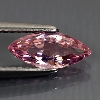 Piedra espinela rosa Tanzania marquesa de 1,09 quilates (10,37 x 4,58 mm) sin calefacción/sin tratar Foto 1 de 3