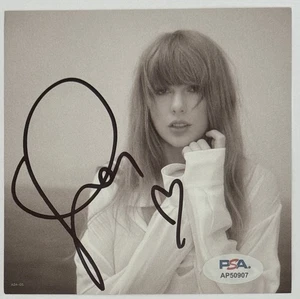 Taylor Swift SIGNED HEART Photo PSA DNA COA Auto  & Tortured Poets Department CD - Picture 1 of 3