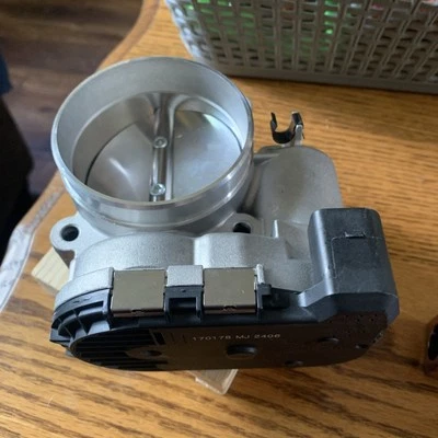 Carrocería del acelerador 3,6 L para Cadillac SRX CTS STS Buick LaCrosse Rendezvous Foto 1 de 2