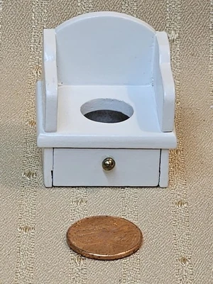 SILLA ORINAL PARA CASA DE MUÑECAS MINIATURA Foto 1 de 4