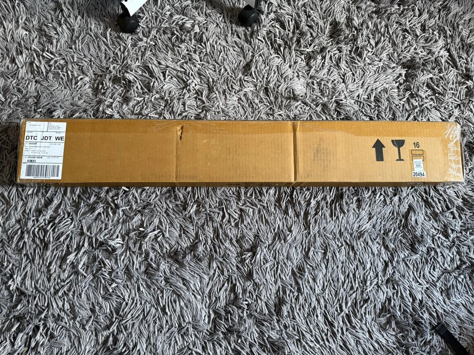 Западный вяз негабаритный регулируемый занавес с цилиндрическими наконечниками — антикварная латунь, новый в коробке - Изображение 1 из 2