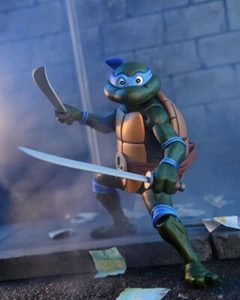 TMNT - Ninja Turtles Cartoon VHS - Leonardo Ultimate Action Figure Neca - Imagen 1 de 9