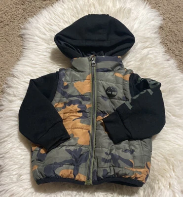 CHAQUETA ACOLCHADA HÍBRIDA ESTAMPADA CAMUFLAJE TIMBERLAND NIÑOS TALLA 2T Foto 1 de 4