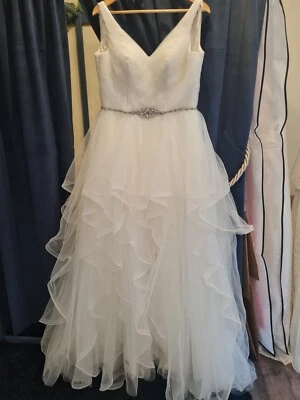 SALE wedding dress, size 12, ivory, with attached belt  Rrp: £975 - Image 1 of 4