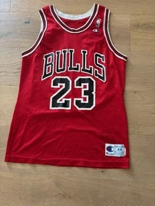 Vintage MICHAEL JORDAN Chicago Bulls Champion NBA '90s Jersey RARE WHITE FONT 44 - Picture 1 of 3