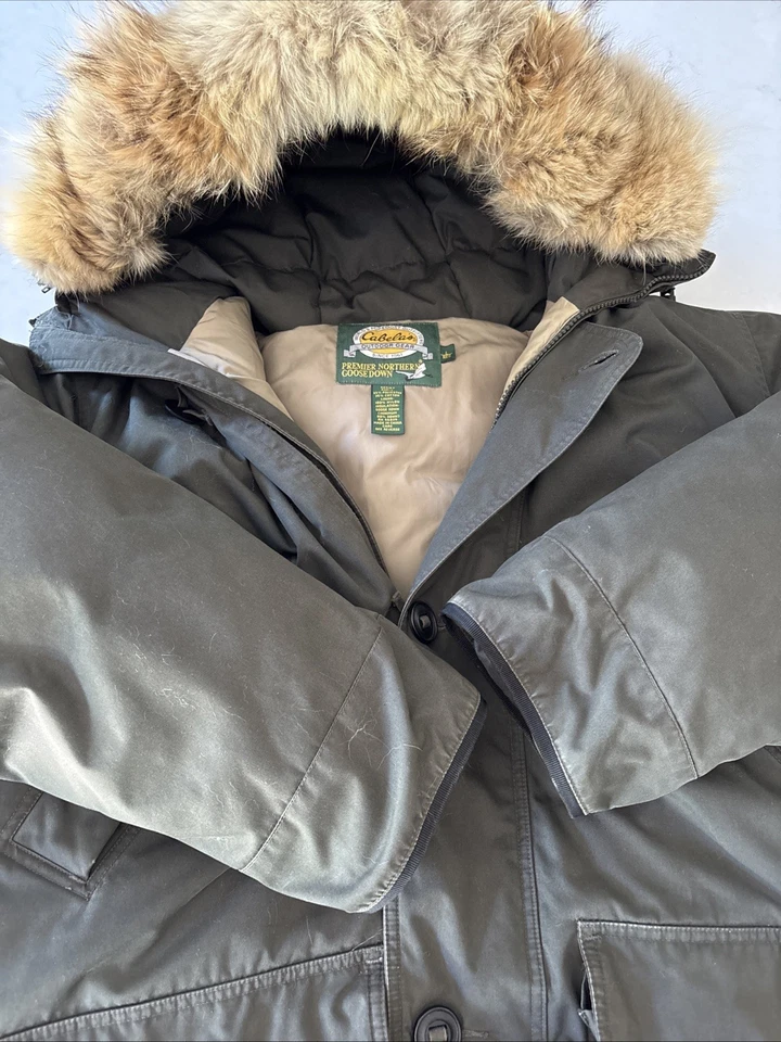 Cabela’s Premier Norte Plumón de Ganso Parka Chaqueta Abrigo Piel de Coyote Capucha Hombres Grande Foto 1 de 4