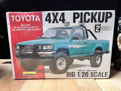 1992 Lindberg Toyota 4X4 Pickup Truck Vintage Model Kit #72506 COMPLETE - Image 1 of 4