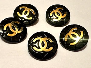 5 VINTAGE CHANEL BUTTONS Quilted Metal Effect Black & Gold CC logo, Iconic, 20mm - Picture 1 of 16