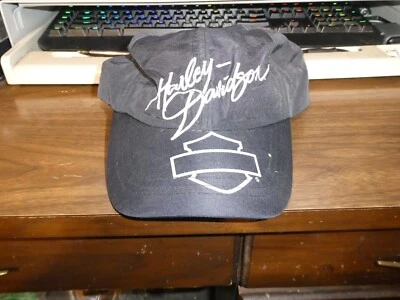 Harley-Davidson Bar & Shield Logo Black Strapback Trucker Hat - Image 1 of 4