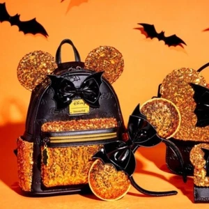 NWT Loungefly DISNEY Minnie Mouse oogie boogie Halloween Sequin Mini Backpack - Picture 1 of 6