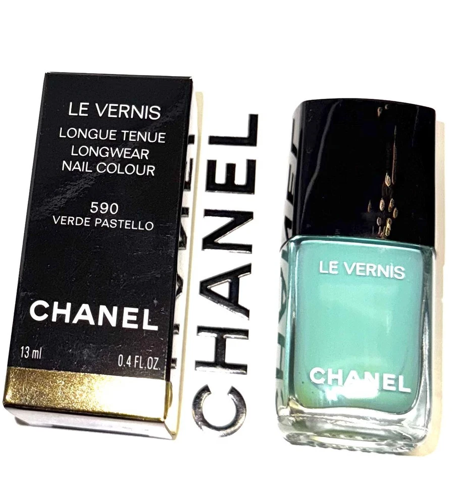 Chanel Le Vernis Longwear Nail Colour 590 Verde Pastello 13ml - Bild 1 von 4