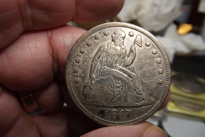 Dólar de plata libertad sentada escaso 1847 XF+ bonito tono Foto 1 de 4