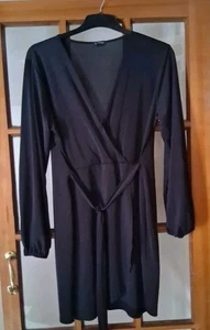 Boohoo Ladies Black Long Sleeved Dress With Front Tie. Size 20. - Picture 1 of 3