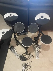 Roland TD-4KP Foldable Electronic Drum Kit w/ Kick Petal - Picture 1 of 6