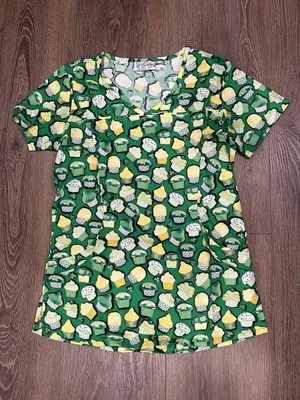 Blusa Médica UA para Mujer Saint Patrick Cupcakes - Talla Pequeña Foto 1 de 2