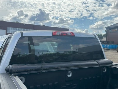 Used Rear Back Glass fits: 2016 Chevrolet Silverado 1500 pickup fixed privacy ti Foto 1 de 4