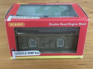 Hornby Lyddle End N8098 ' Double Road Engine Shed ' N gauge- Boxed - Picture 1 of 5