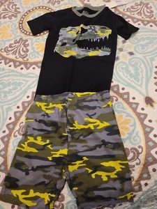 Boys Size 12 Dinosaur Camo PJ Set Short Sleeve NWT - Picture 1 of 2