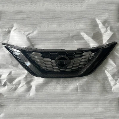 适用于日产 Sentra 2016 - 2019 碳纤维图案黑色前保险杠上格栅 — 第 1/4 张图片