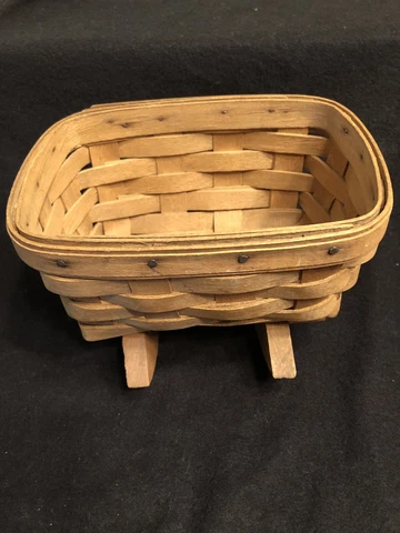 Longaberger Mini Cradle Basket Handwoven in Dresden Ohio Cover