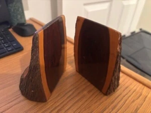 Vintage Pair of Polished Wood Bark Book Ends - Imagen 1 de 2