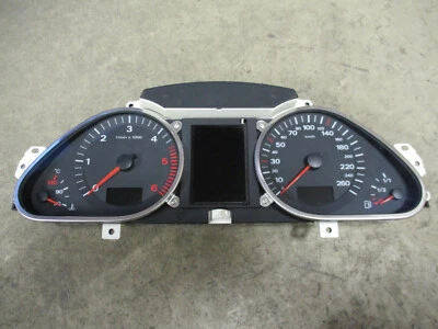 Kombiinstrument FIS Tacho Diesel Audi Q7 4L 3.0TDI V6 4L0920900B - Изображение 1 из 4