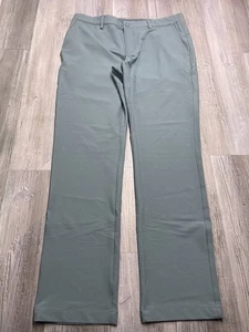 Greg Norman Golf Chino Pants Mens Sz 34x32 Green Dressy Stretch Performance NWT - Picture 1 of 13