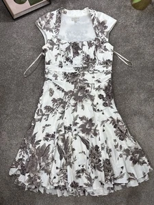 Karen Millen Dress Size 12 Knee Length WHITE FLORAL COTTON A Line Cap Sleeve - Picture 1 of 16