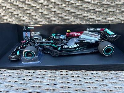 Mercedes-AMG F1 W12 Valtteri Bottas 3rd Bahrain GP F1 2021 1:18 Minichamps - Bild 1 von 4