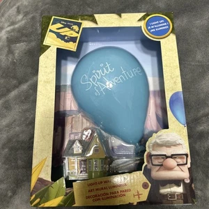 Disney Parks Pixar Up Abenteuer wartet beleuchtet Wanddeko Kunst Wanddeko Deko - Bild 1 von 2