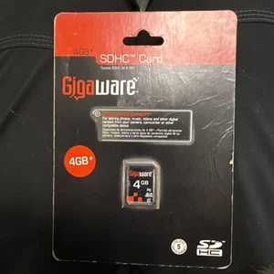 Karta pamięci flash 4GB Gigaware SDHC 44-206 fabrycznie nowa klasa 2 - Zdjęcie 1 z 5