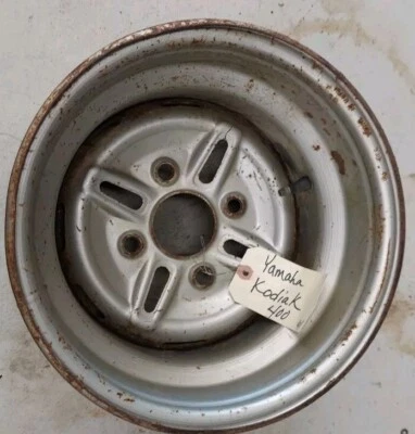 Llanta trasera Yamaha Kodiak 400 02 4x4 12X8 4/110 B Foto 1 de 3