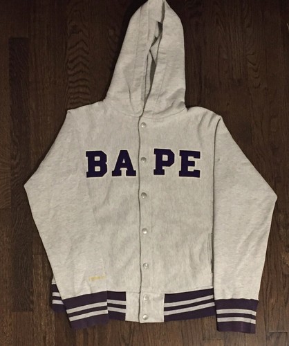 A BATHING APE (BAPE) Felpa con cappuccio giacca bombardiere A Bathing Ape Bape Varsity XS viola