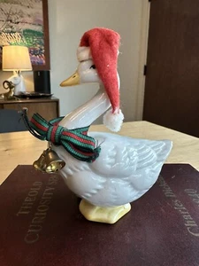 Vintage Russ Collectible Holly Goose Ceramic No. 1066 Christmas Hat Holiday - Picture 1 of 12
