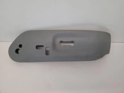 Chevrolet Corvette 2005-2013 asiento derecho moldura lateral gris Foto 1 de 4