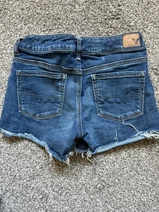 EUC American Eagle Super Stretch Shortie Denim Shorts Womens Size 2 - Picture 1 of 2