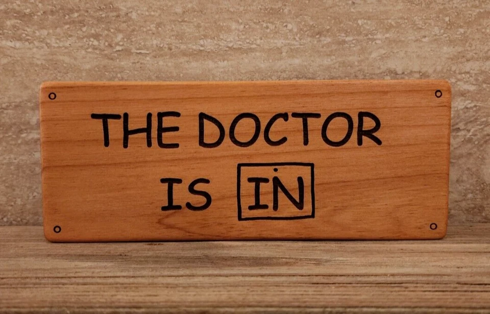 The Doctor Is In Wood Lucy plaque sign, Handmade, Snoopy, Woodstock, Peanuts - Image 1 of 4
