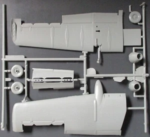 Revell 1/48th Scale A-10 Warthog - Parts Lot 5 from Kit No. 85-5521 - Picture 1 of 1