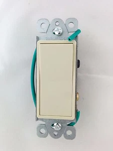 (5 pz) NUOVO 4 Vie Interruttore Decoratore 4 Vie Decora Interruttori a bilanciere Avorio - Foto 1 di 3