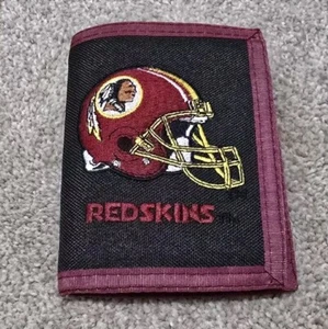 Vintage Washington Redskins Nylon Velco Folding Wallet, Collectible Logo - Picture 1 of 3