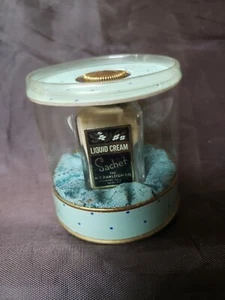 Vintage Glass Jar Sachet Liquid Cream WT Rawleigh Co Freeport IL USA .5 Oz Box - Picture 1 of 2