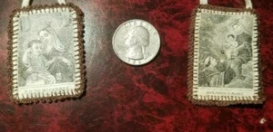 2 VINTAGE 1955 CATHOLIC 1ST COMMUNION CLOTH MEDALLIONS - Picture 1 of 4