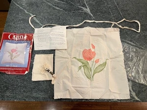 CATHY NEEDLECRAFT INC. CANDLEWICKERY RED TULIP 7922 PRE-OWNED PARTIALLY FINISHED - Picture 1 of 1